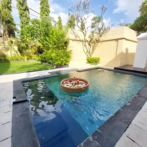 tukad-villa.ubudhotelsnow.com/