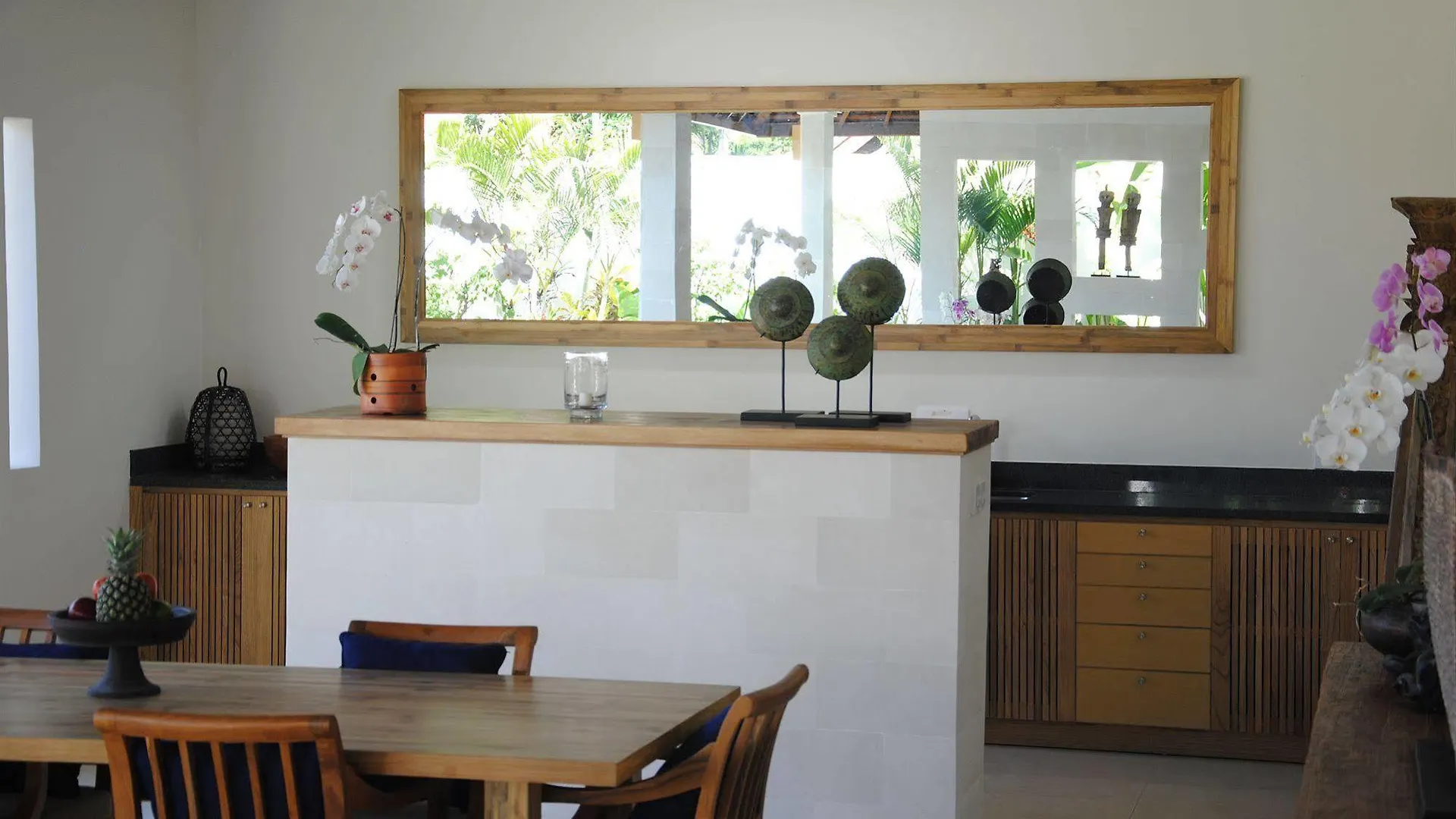 Villa Bali Asri Batubelig Seminyak